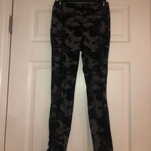 Target camo print leggings. Size 10/12.